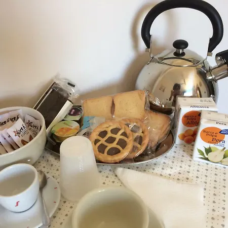 Bed & Breakfast Crispi 53 *
